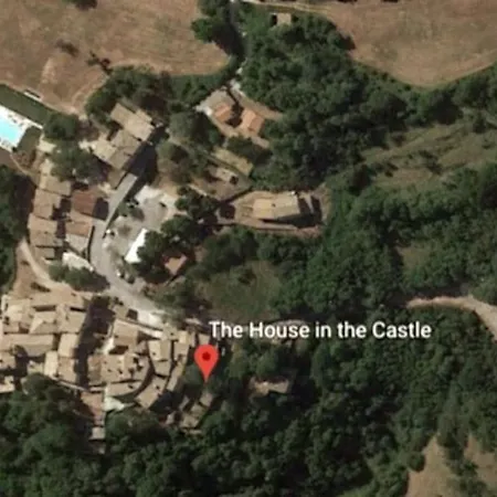 Dom wakacyjny The House In The Castle Campello sul Clitunno